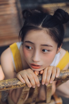 太阳出来喜洋洋